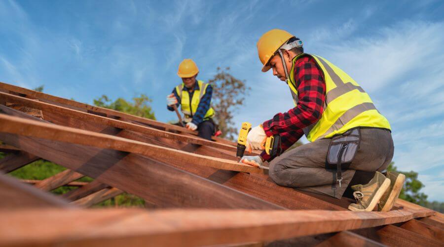 Professional Flat Roofing Installation services in Bloomburg, TX